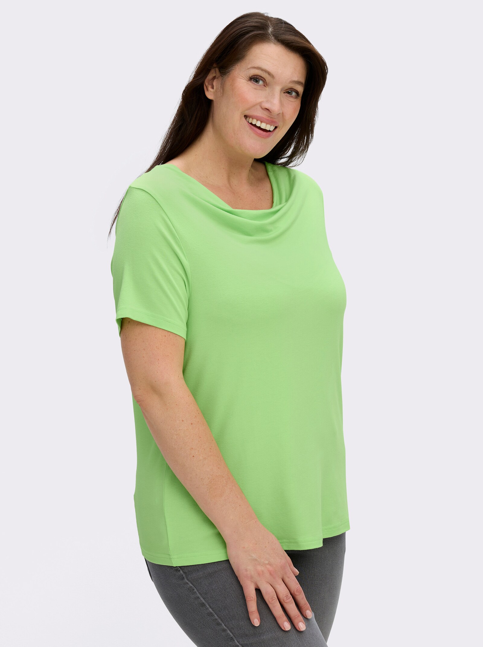 Wasserfallshirt mit kurzen Ärmeln - reseda