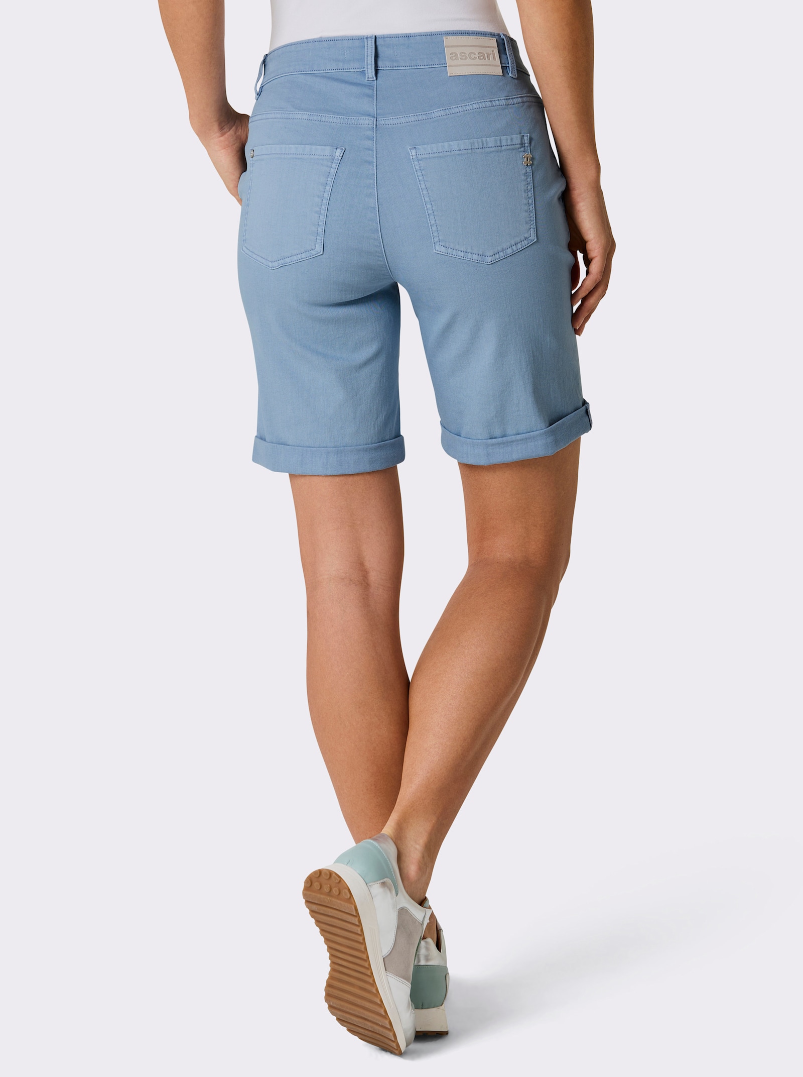 Ascari Bermuda van superstretchmateriaal - bleu