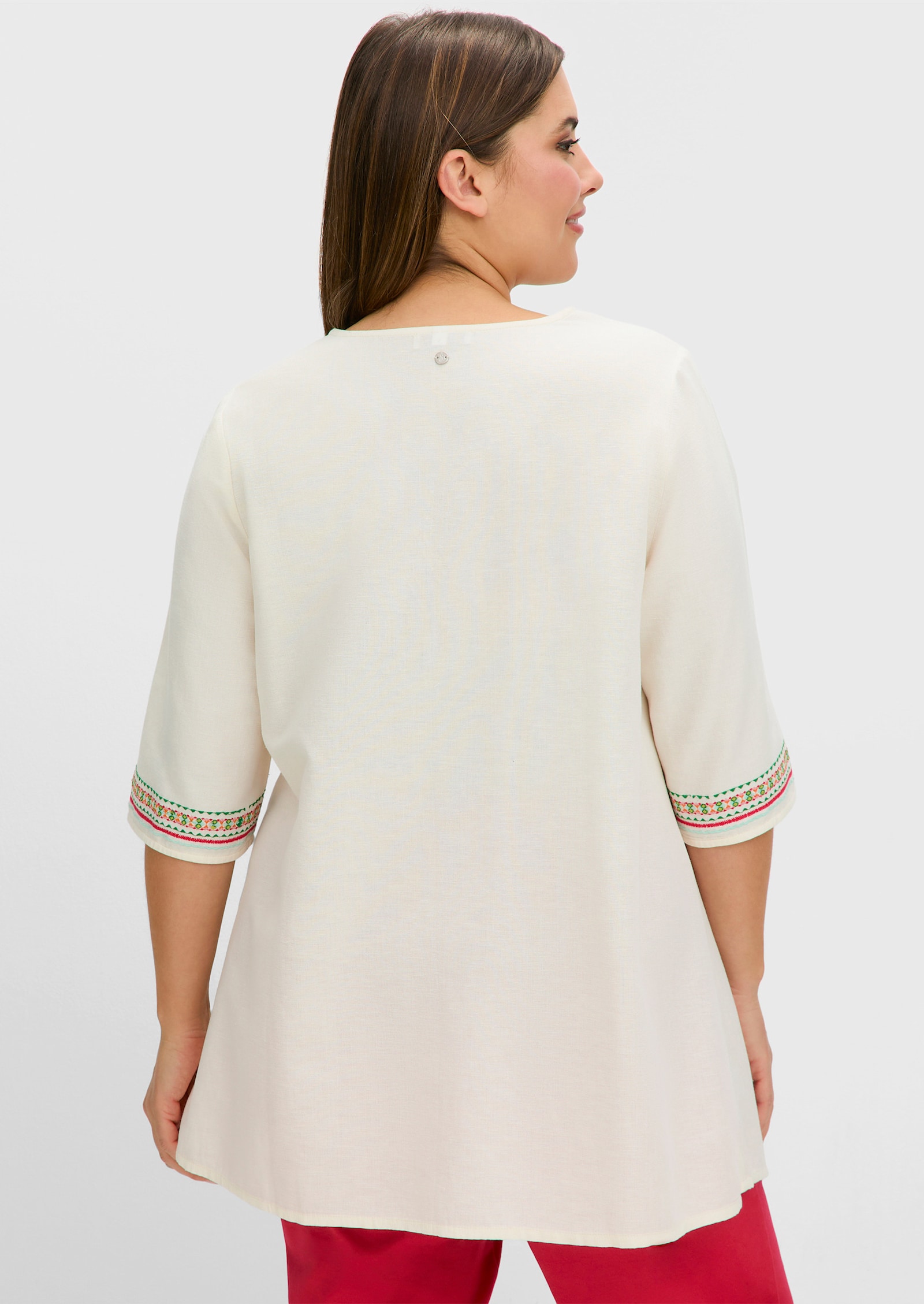 sheego Tunika mit Stickerei - champagner