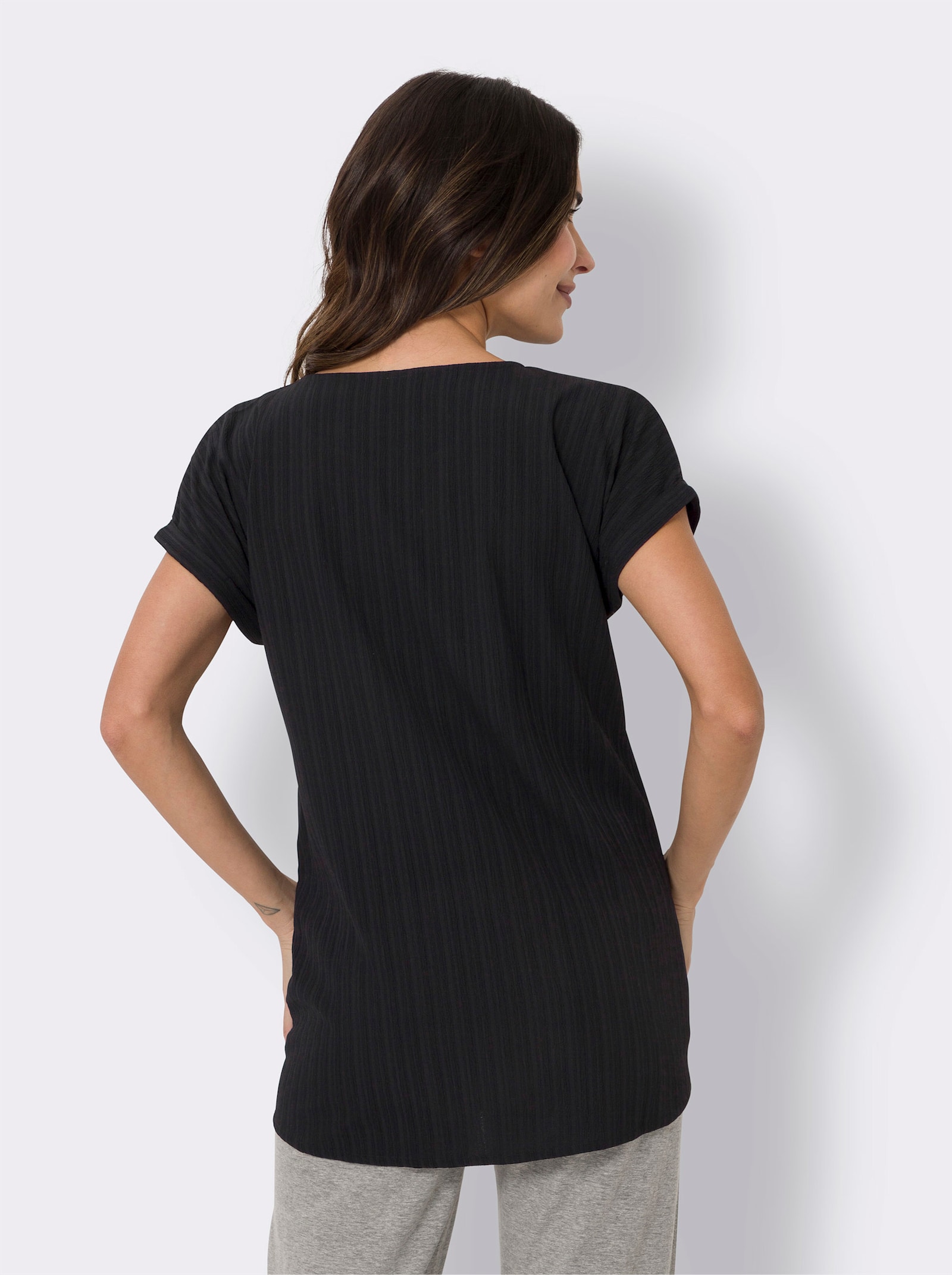 Lång topp i strukturerat crêpematerial - svart