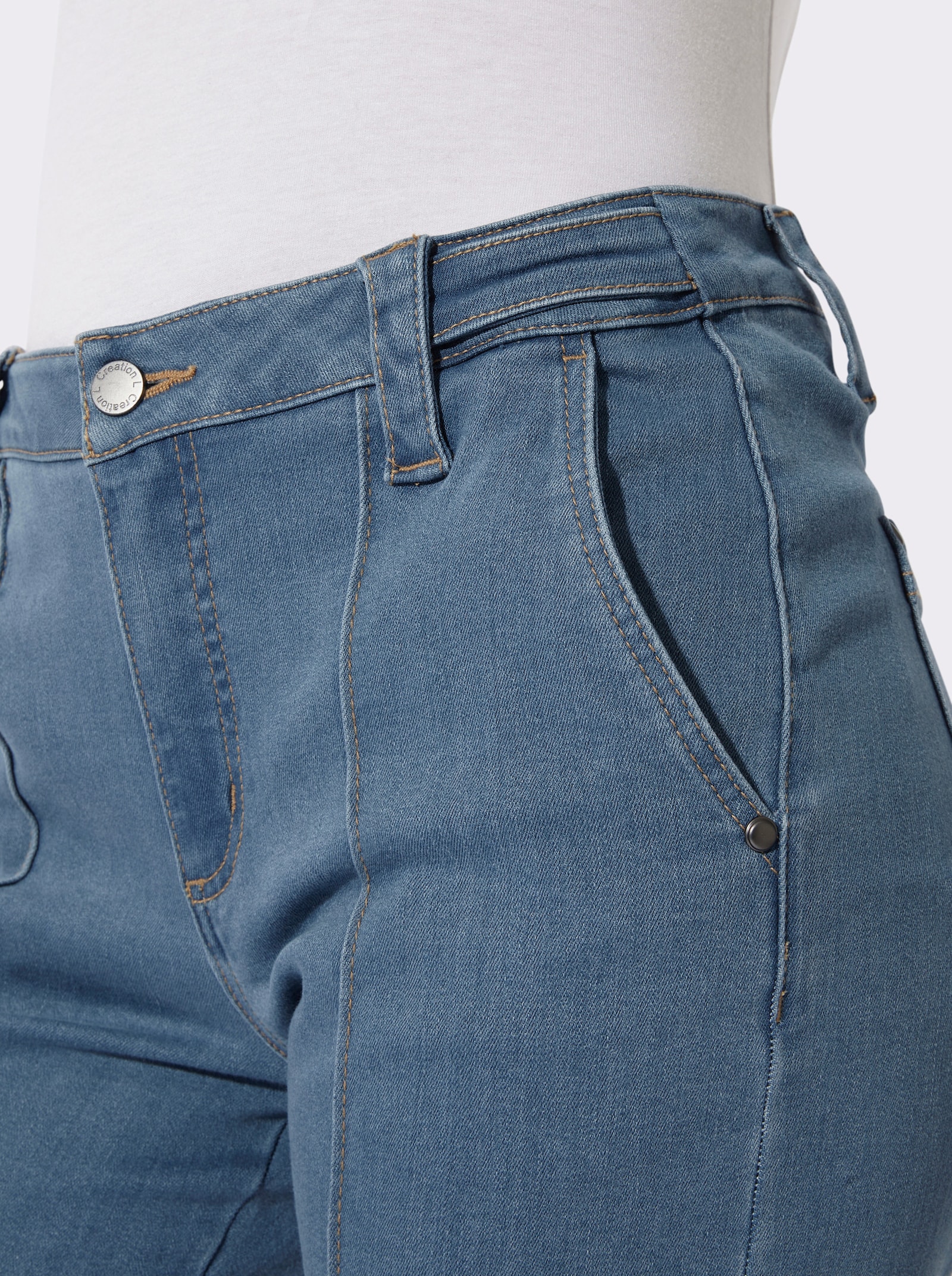 Bootcut-Jeans mit Biesen - blue-bleached