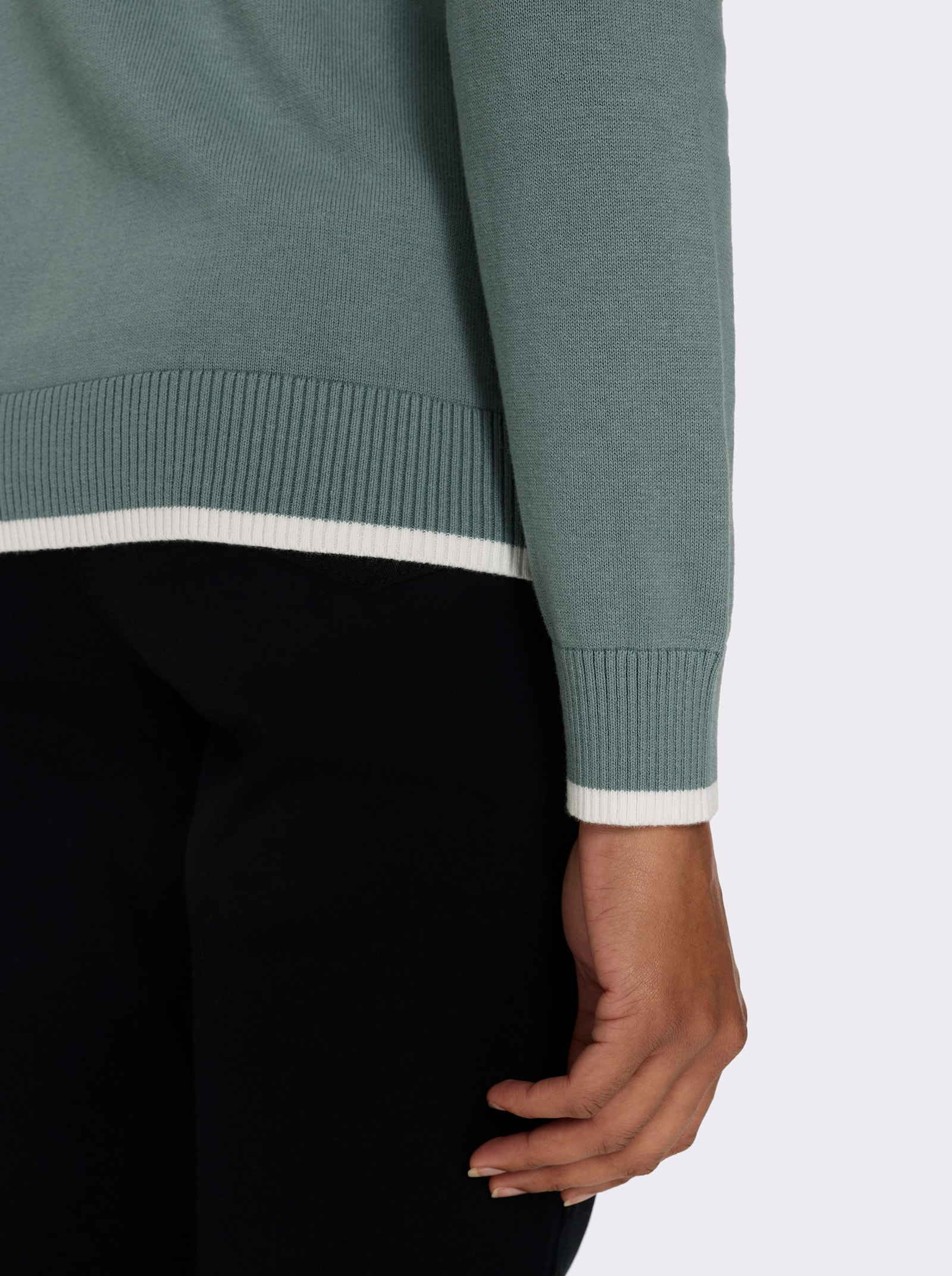 Langarm-Pullover in Baumwoll-Qualität - jade-ecru