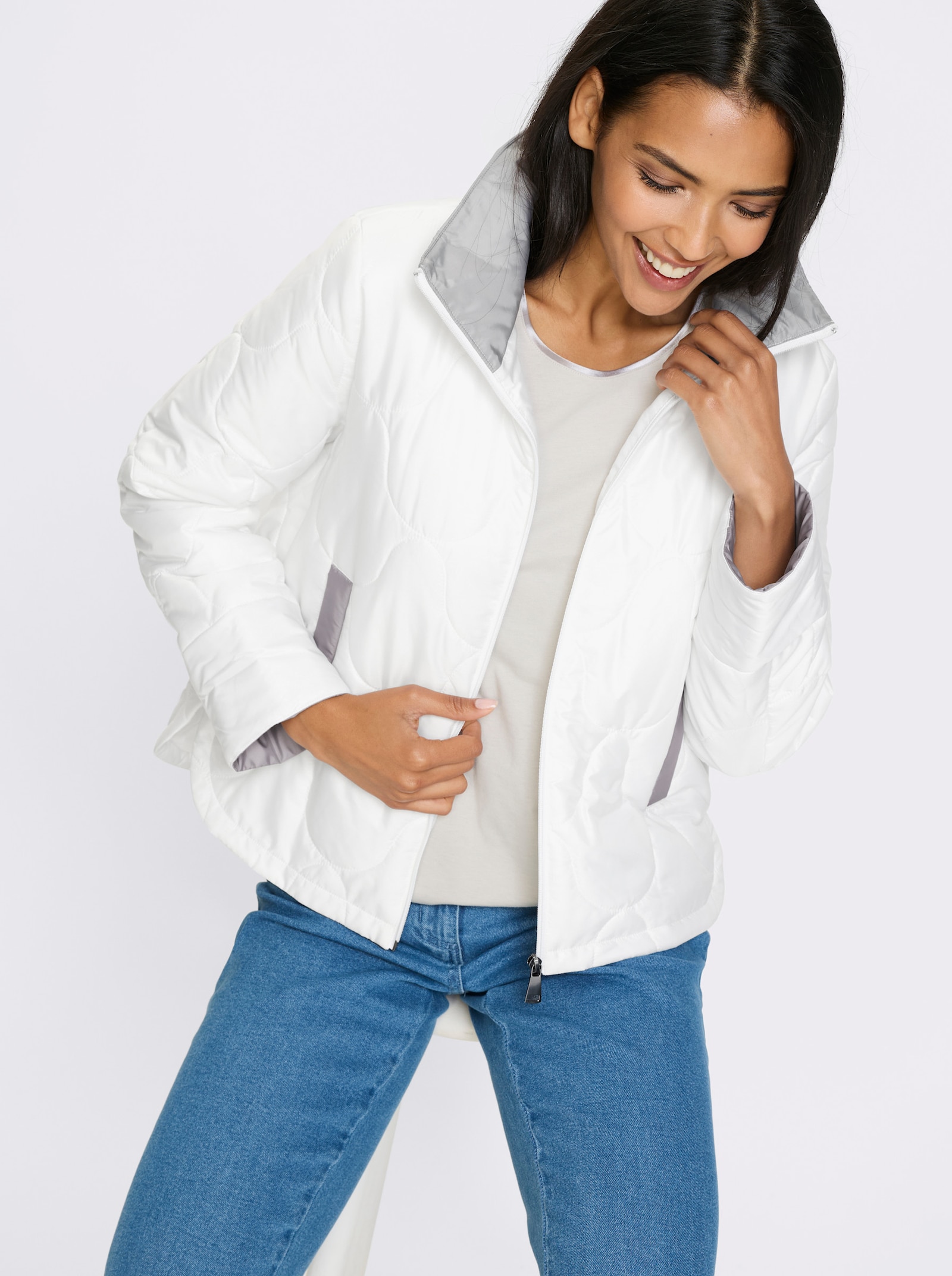 Gewatteerde jas met langere zoom achter - wit/steengrijs