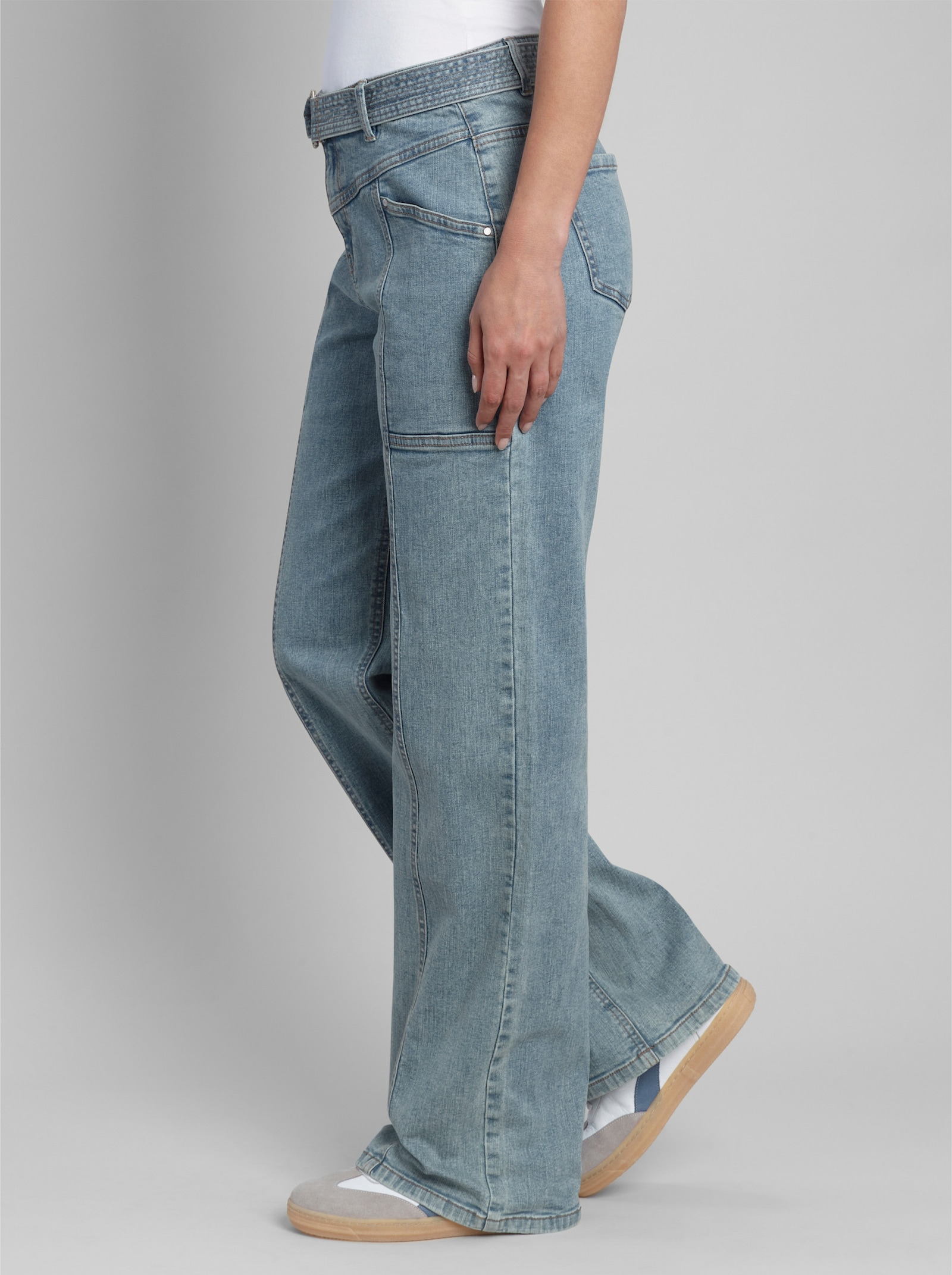 heine Jeans mit trendiger Waschung - blue-bleached