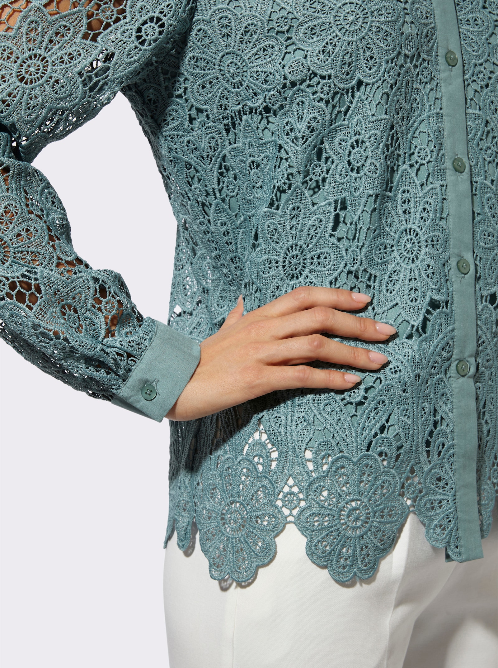 Spitzenbluse mit Hemdkragen - jade