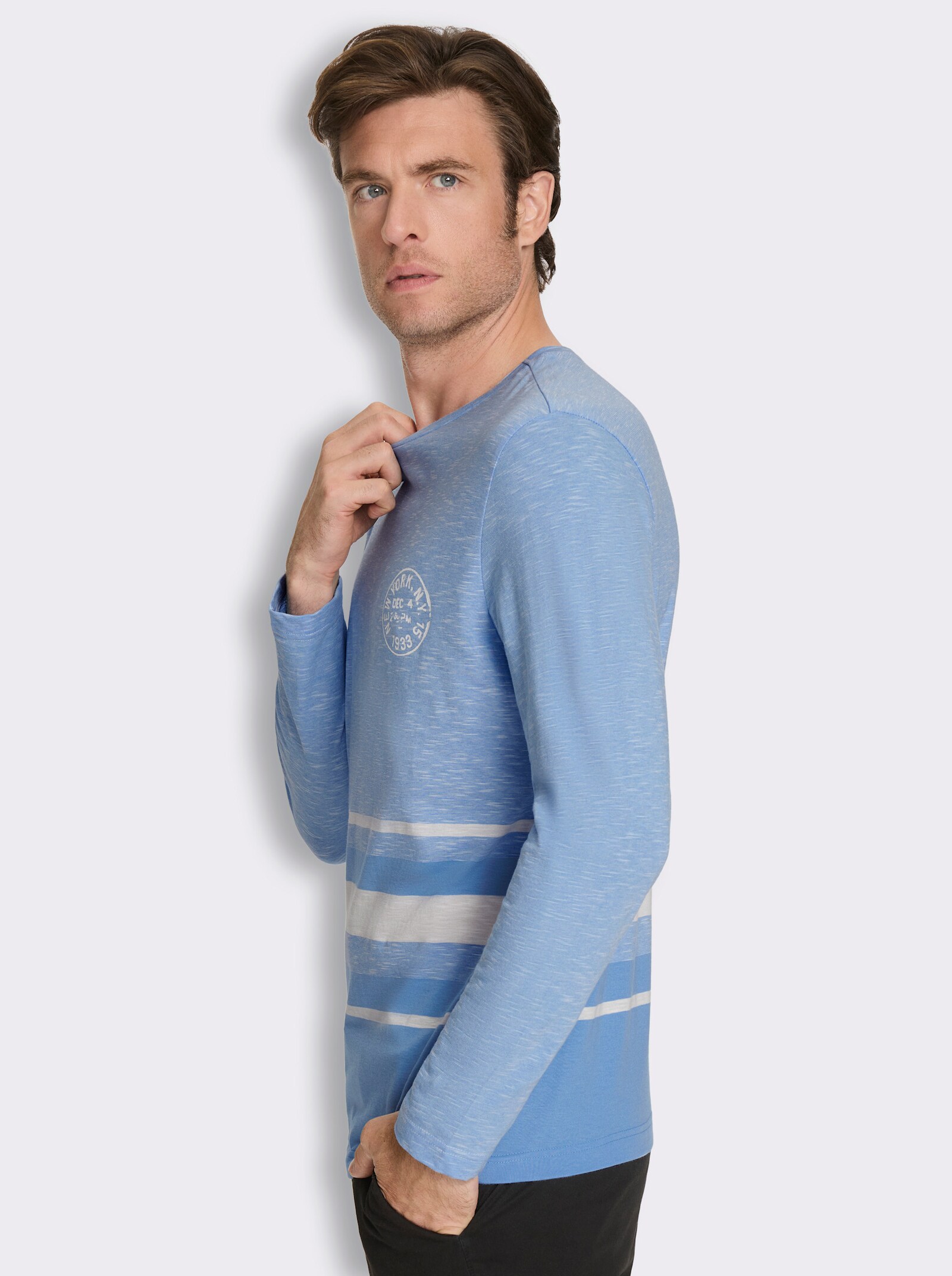 Langarmshirt in leicht strukturierter Jersey-Qualität - himmelblau