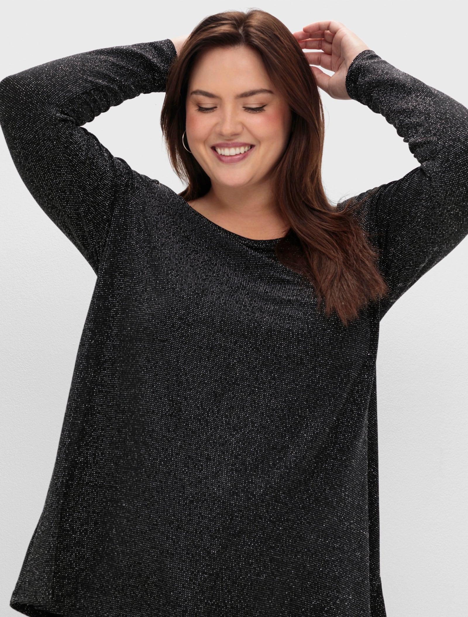 sheego Longshirt mit Effektgarn - schwarz