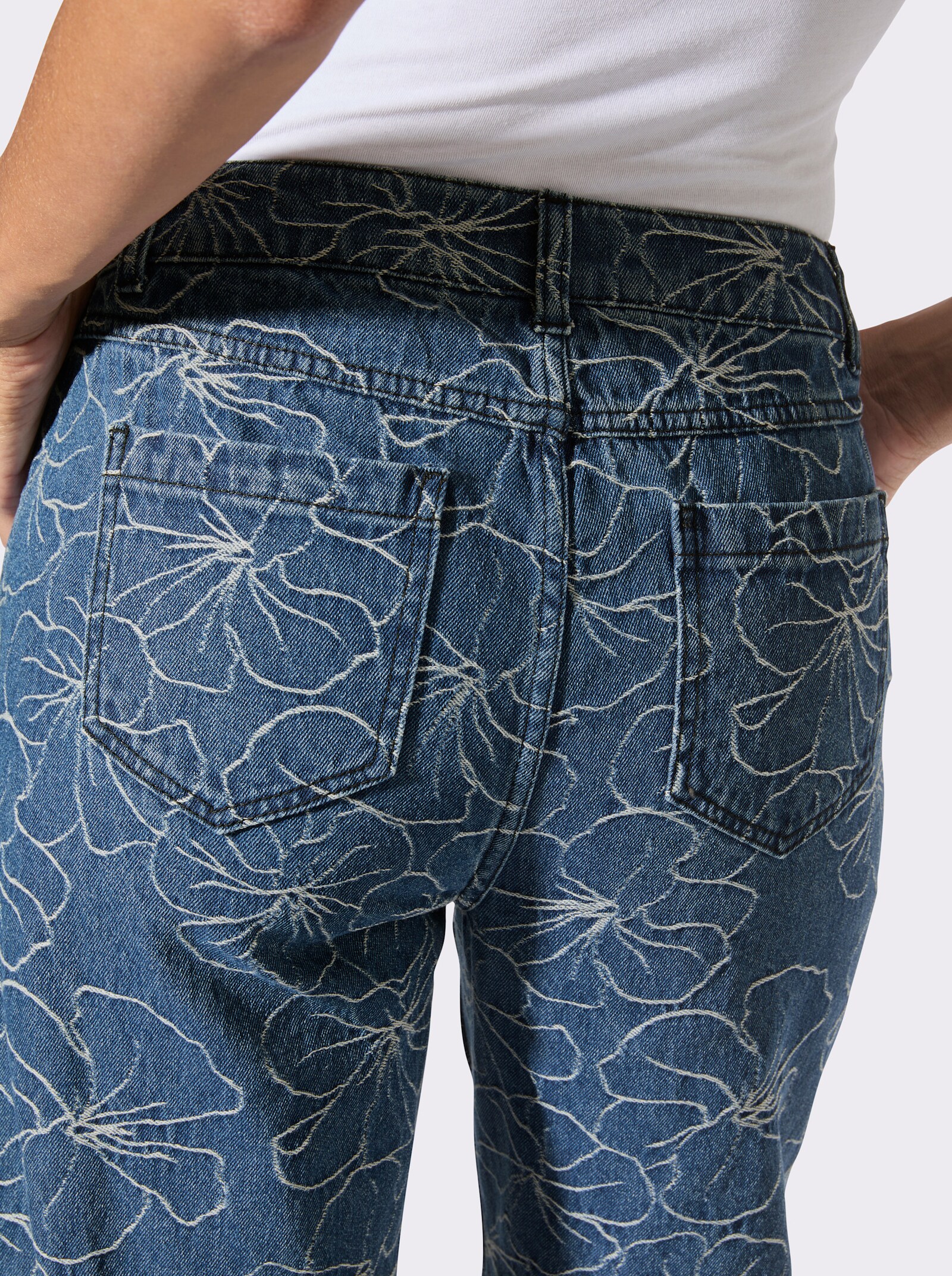 Baumwoll-Jeans im Jacquard-Muster - blue-stone-washed-gemustert