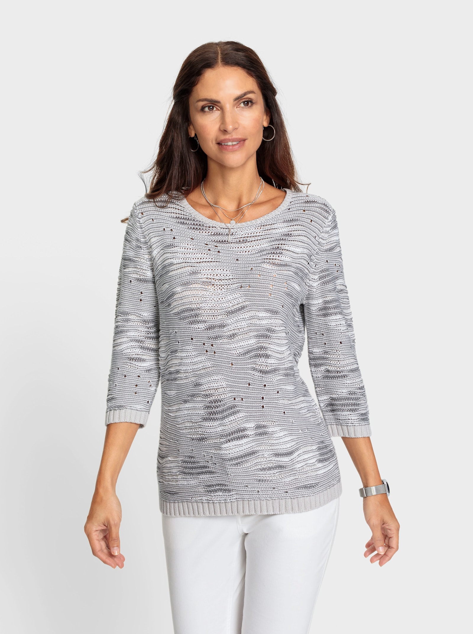 Pullover met 3/4-mouwen in een mix van breipatronen - lichtgrijs gedessineerd