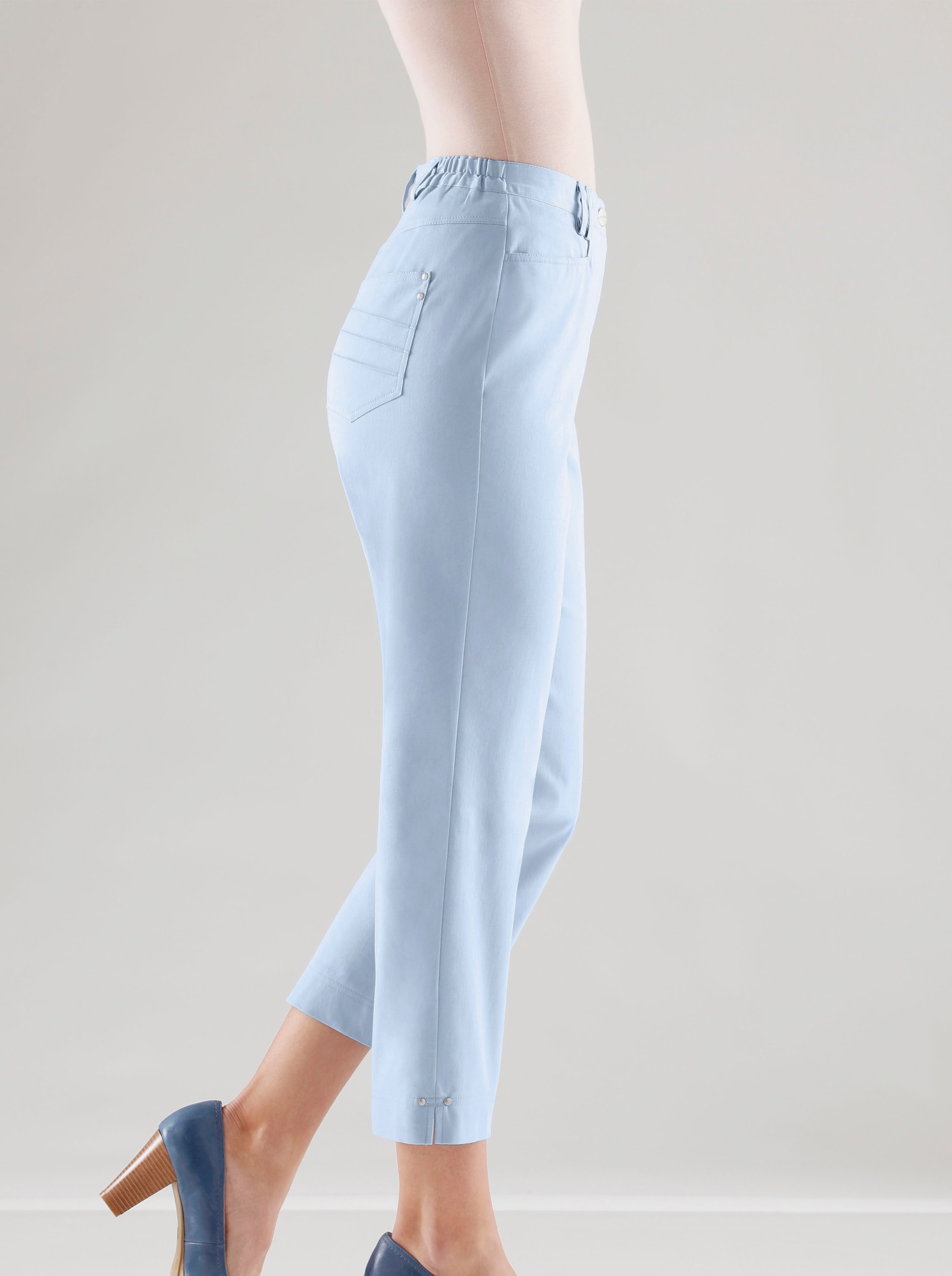 Cosma 7/8-Hose schmutzabweisend und knitterarm - hellblau