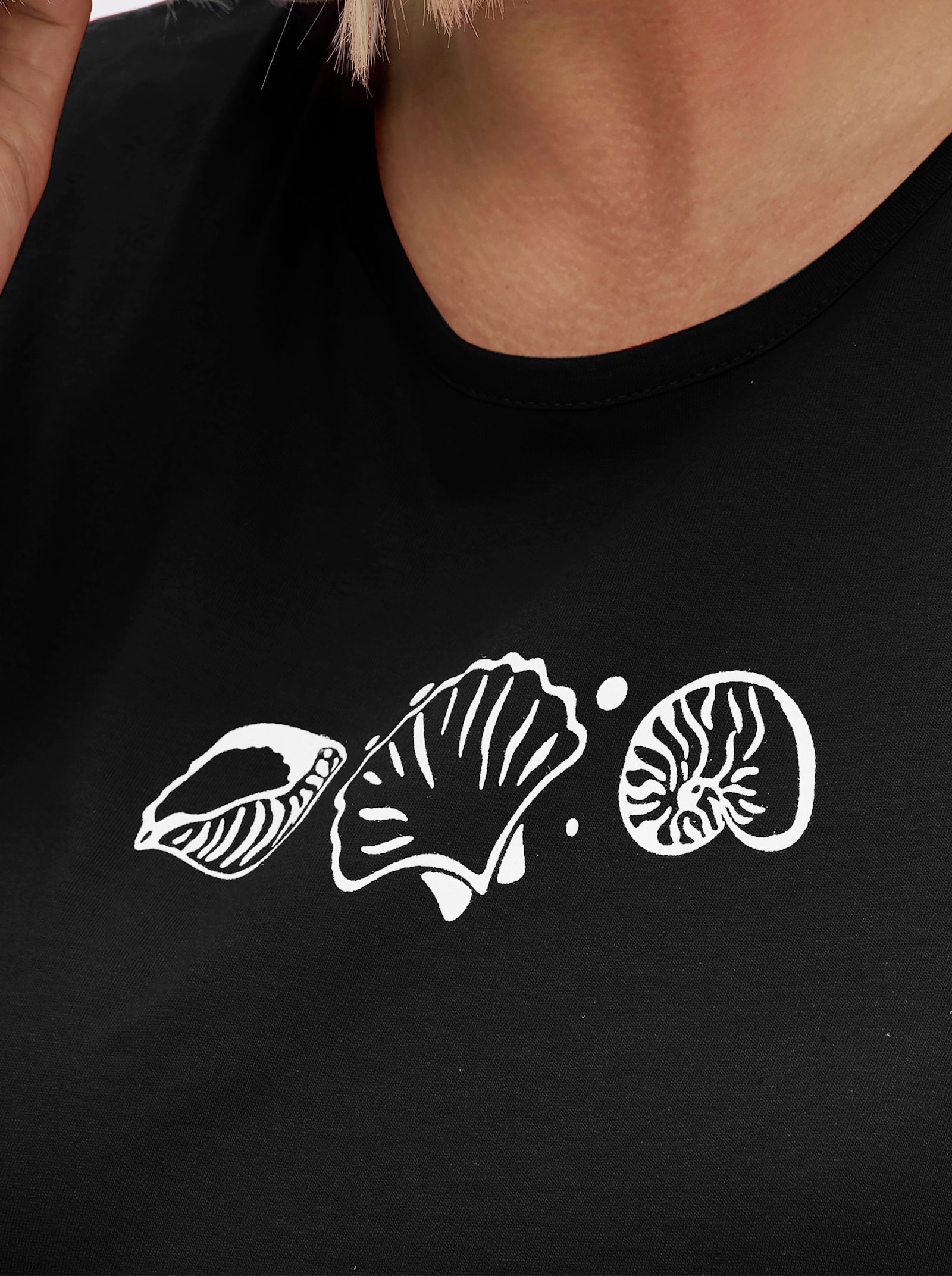 Shirttop mit Seitenschlitzen - schwarz