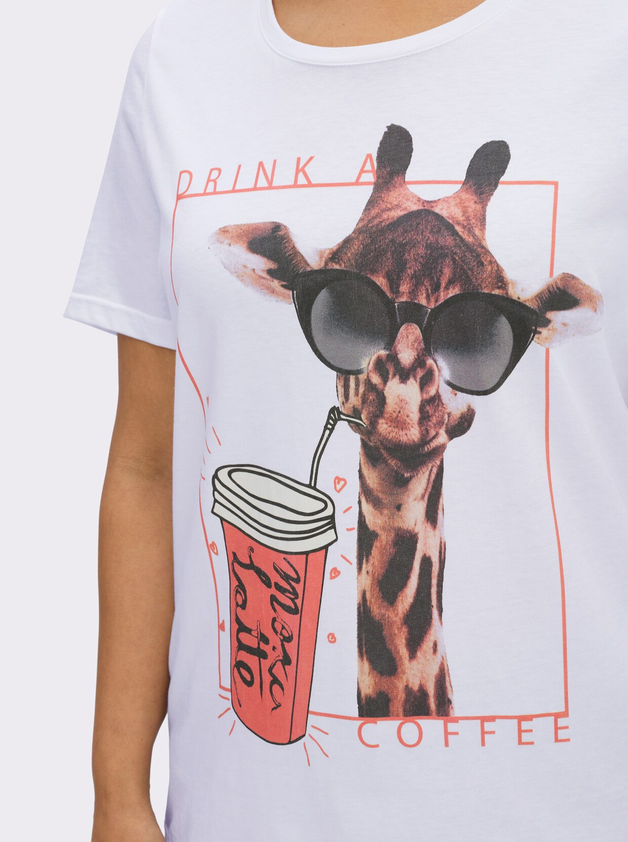 Kurzarmshirt mit Giraffen-Motiv - weiß-orange-bedruckt