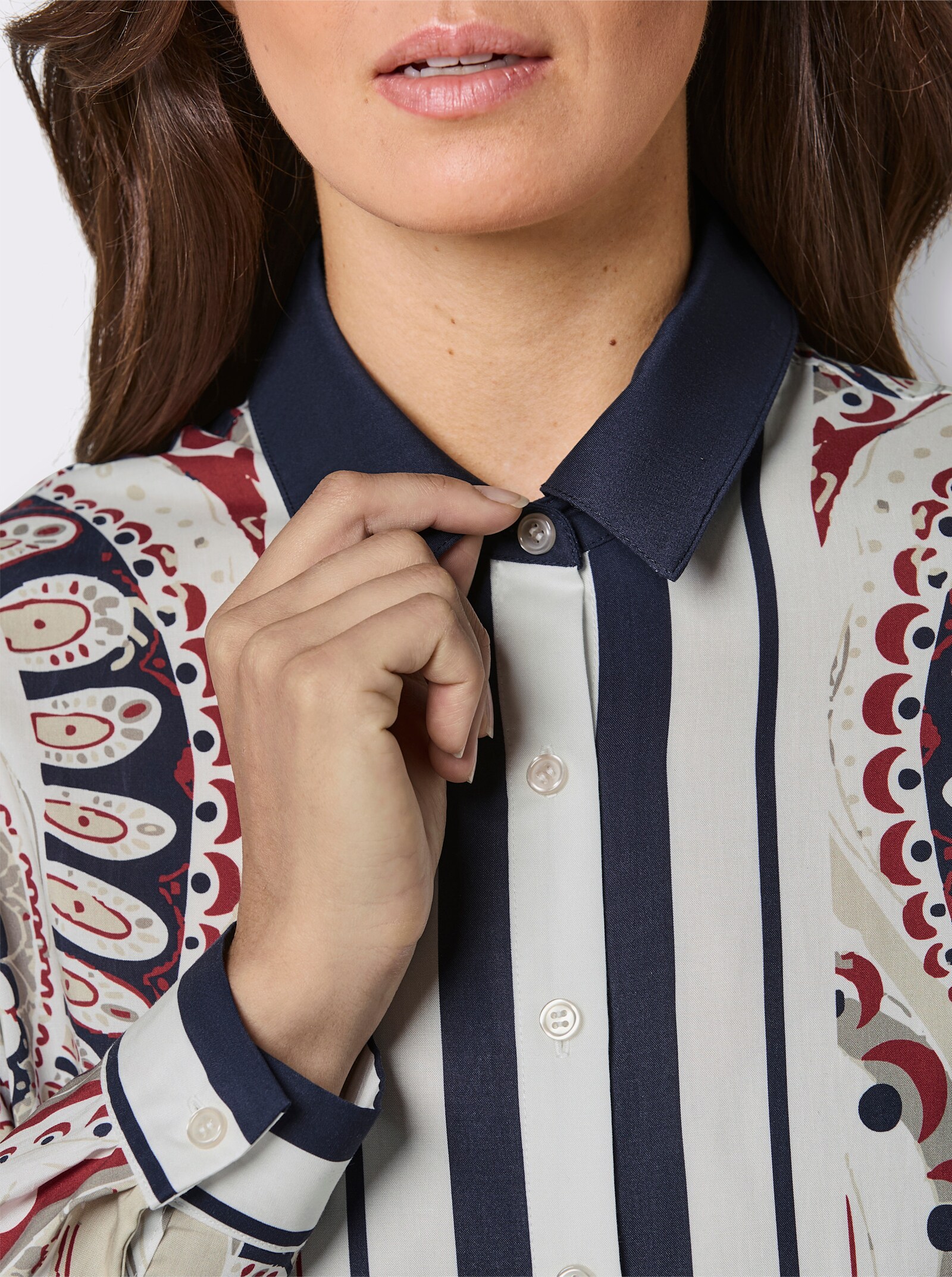 CREATION L PREMIUM Druckbluse im Tücherdruck - champagner-marine-bedruckt