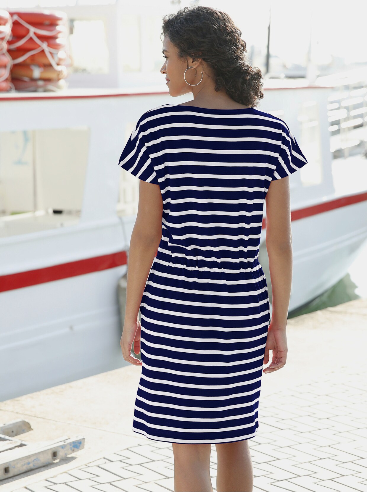 Robe en jersey - marine-blanc à rayures