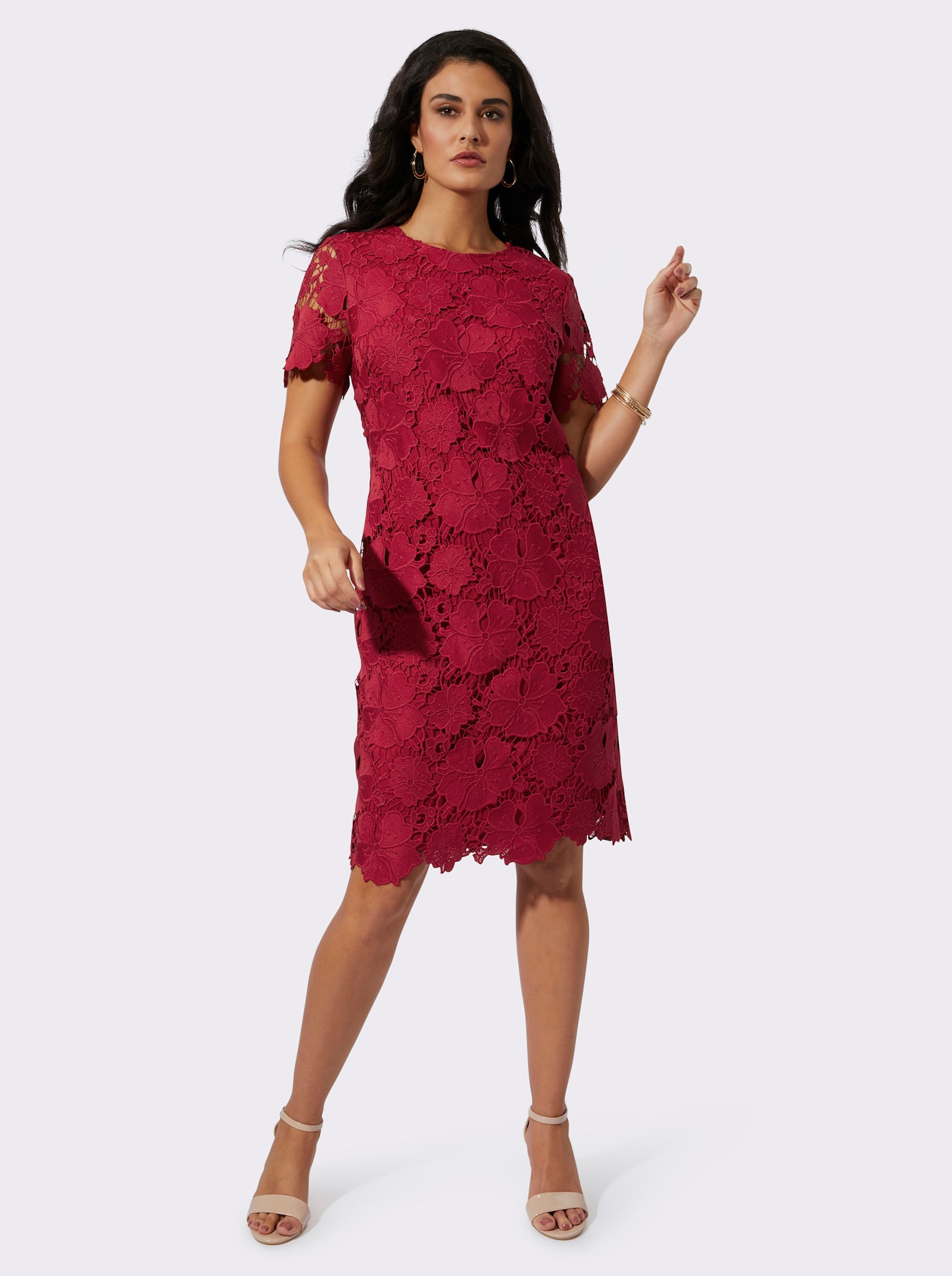 Robe en dentelle avec longue fermeture à glissière - cerise