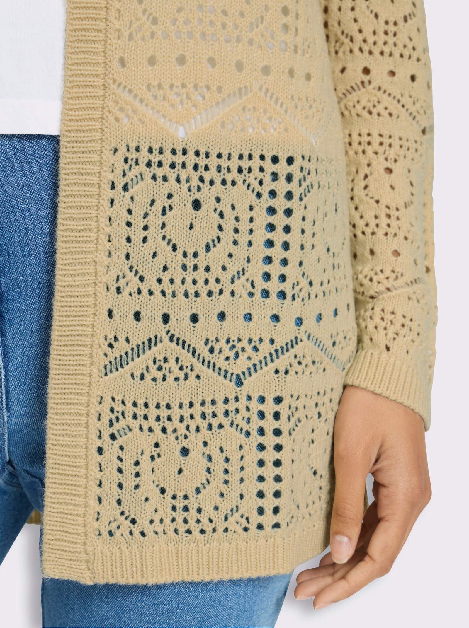 Cardigan in Ajour-Strickmuster - sand