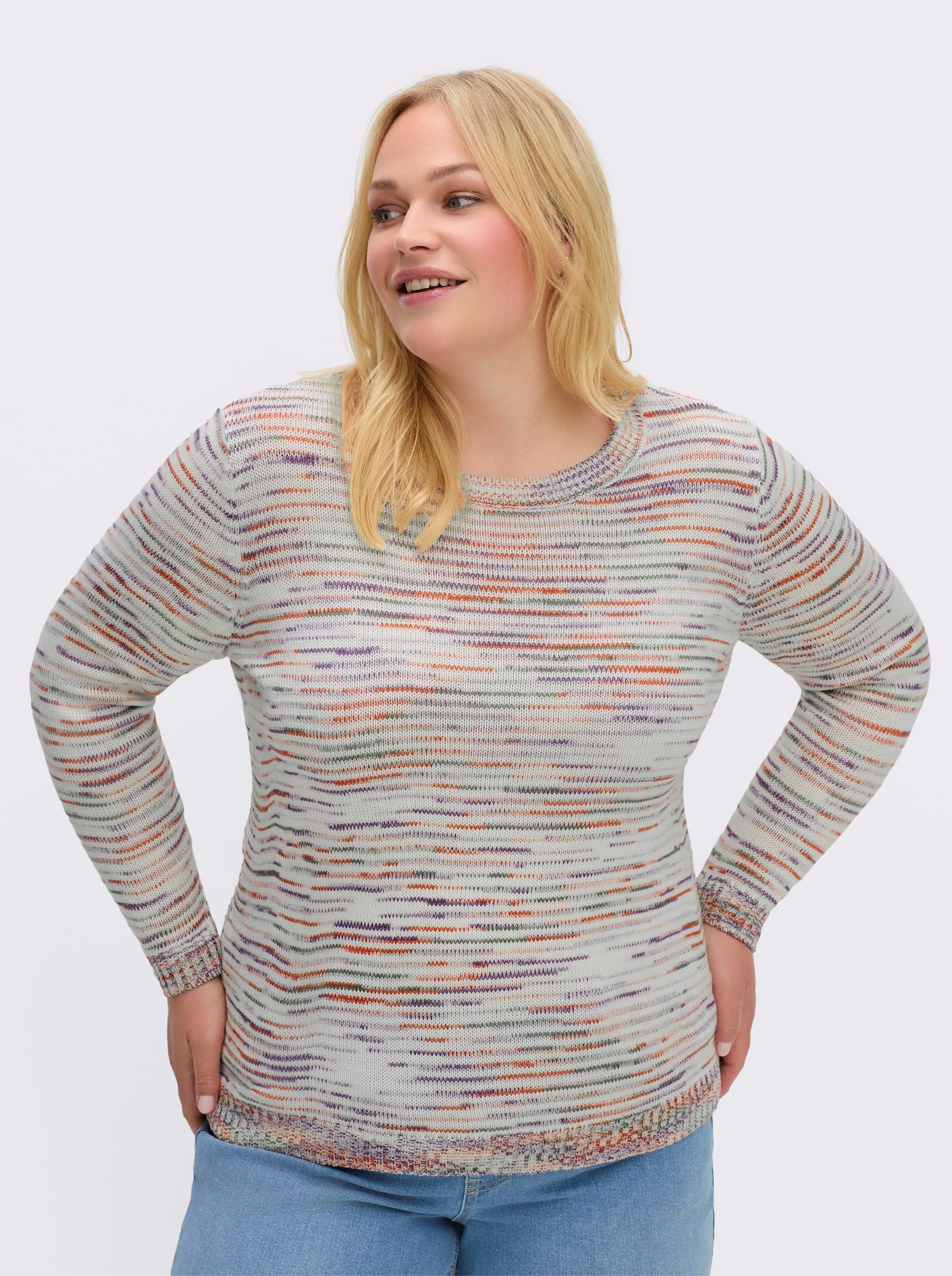 Rundhalspullover aus Multicolor-Garn - ecru-meliert