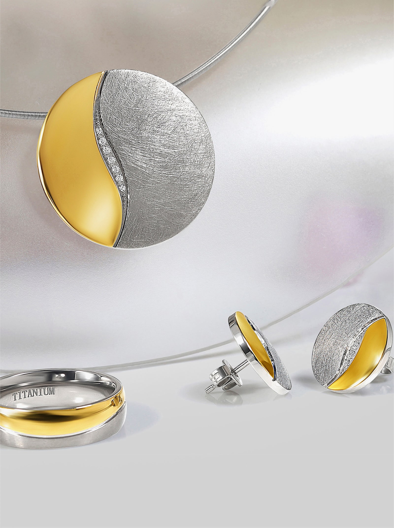 Hanger met ketting - tweekleurig