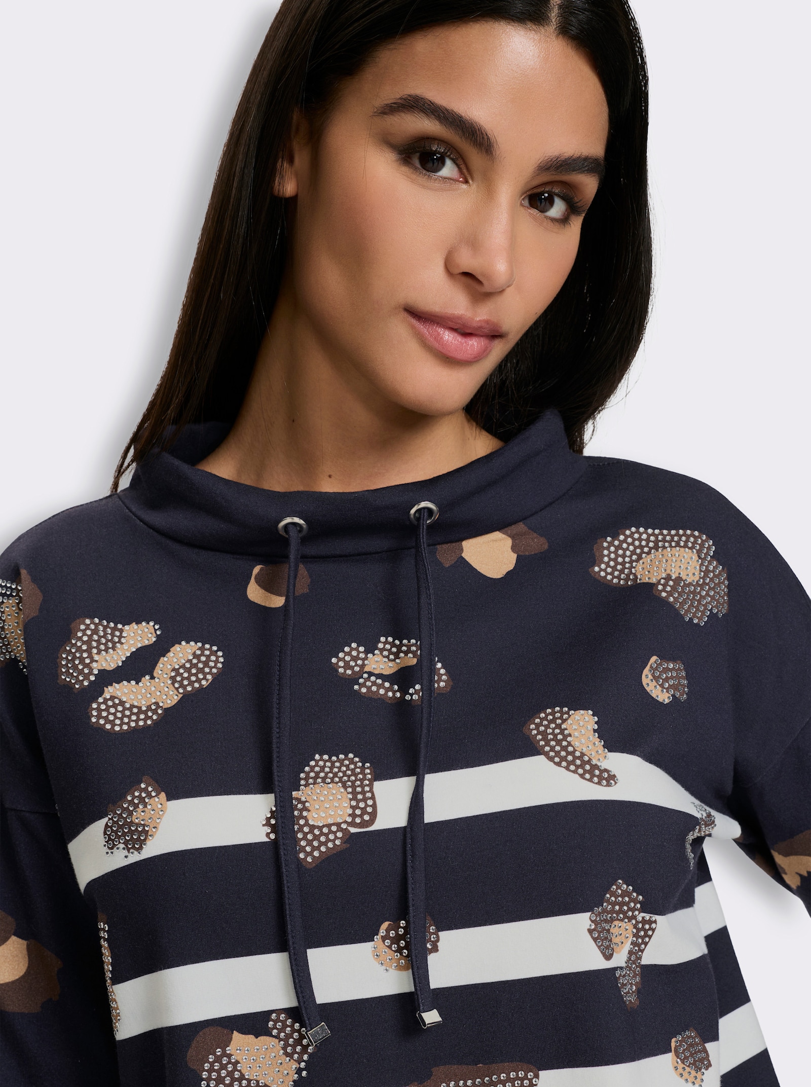 heine Sweatshirt mit Animal-Print - marine-ecru-bedruckt
