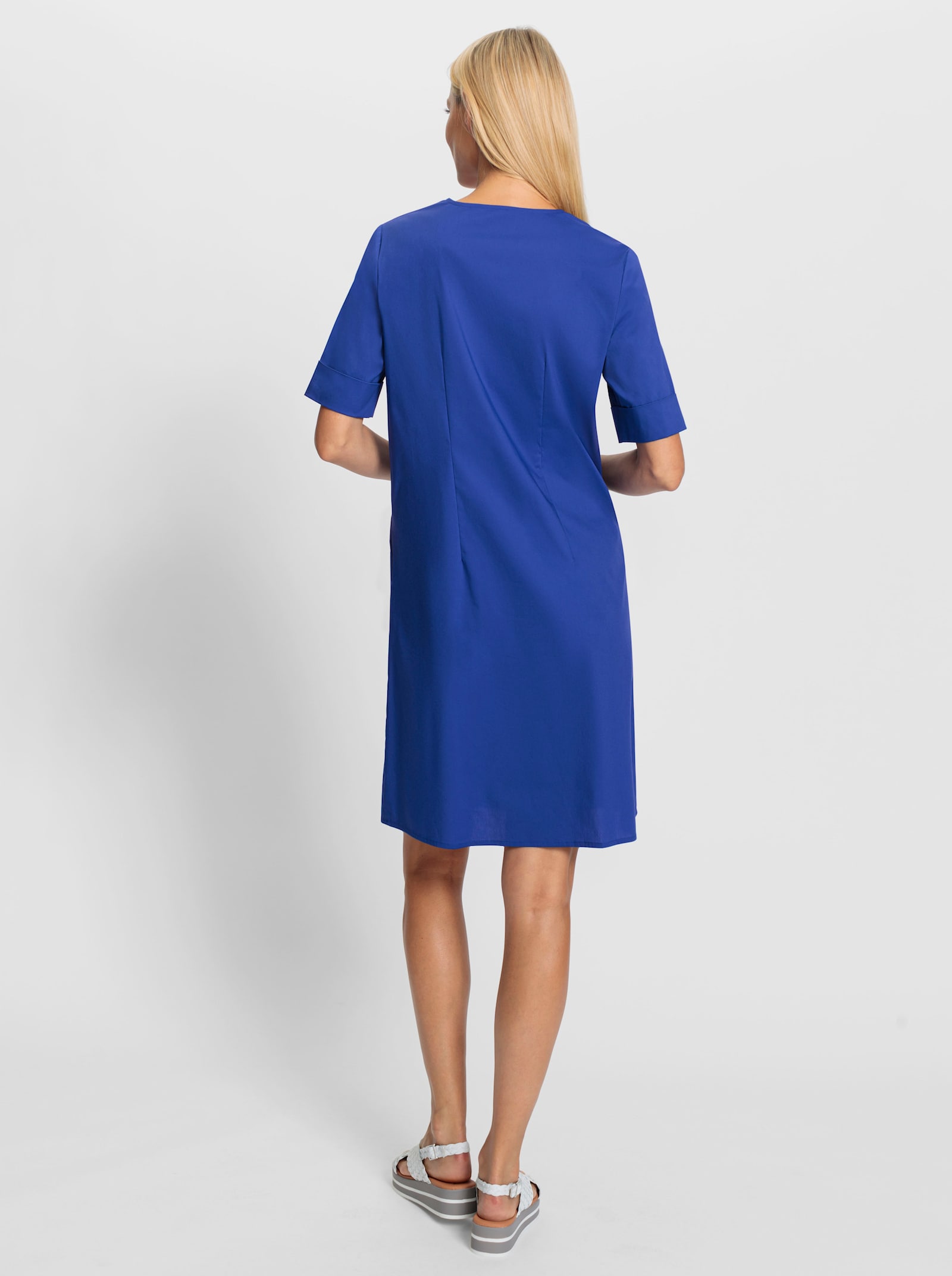 heine Robe d'été avec plis à l'encolure en V - bleu roi