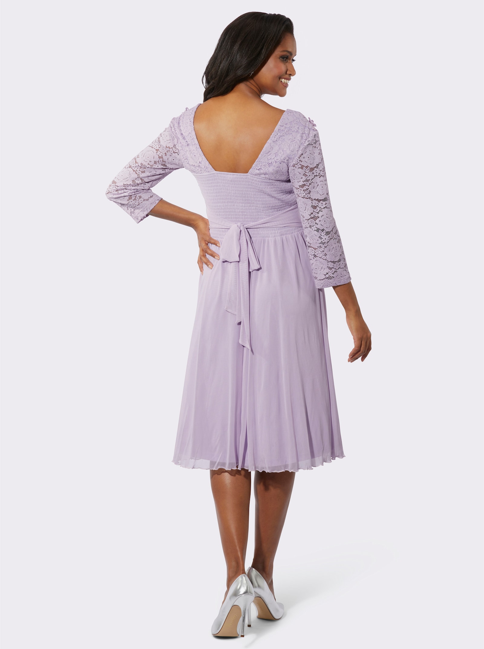 Cocktailkleid mit Spitze und Glitzersteinchen - flieder