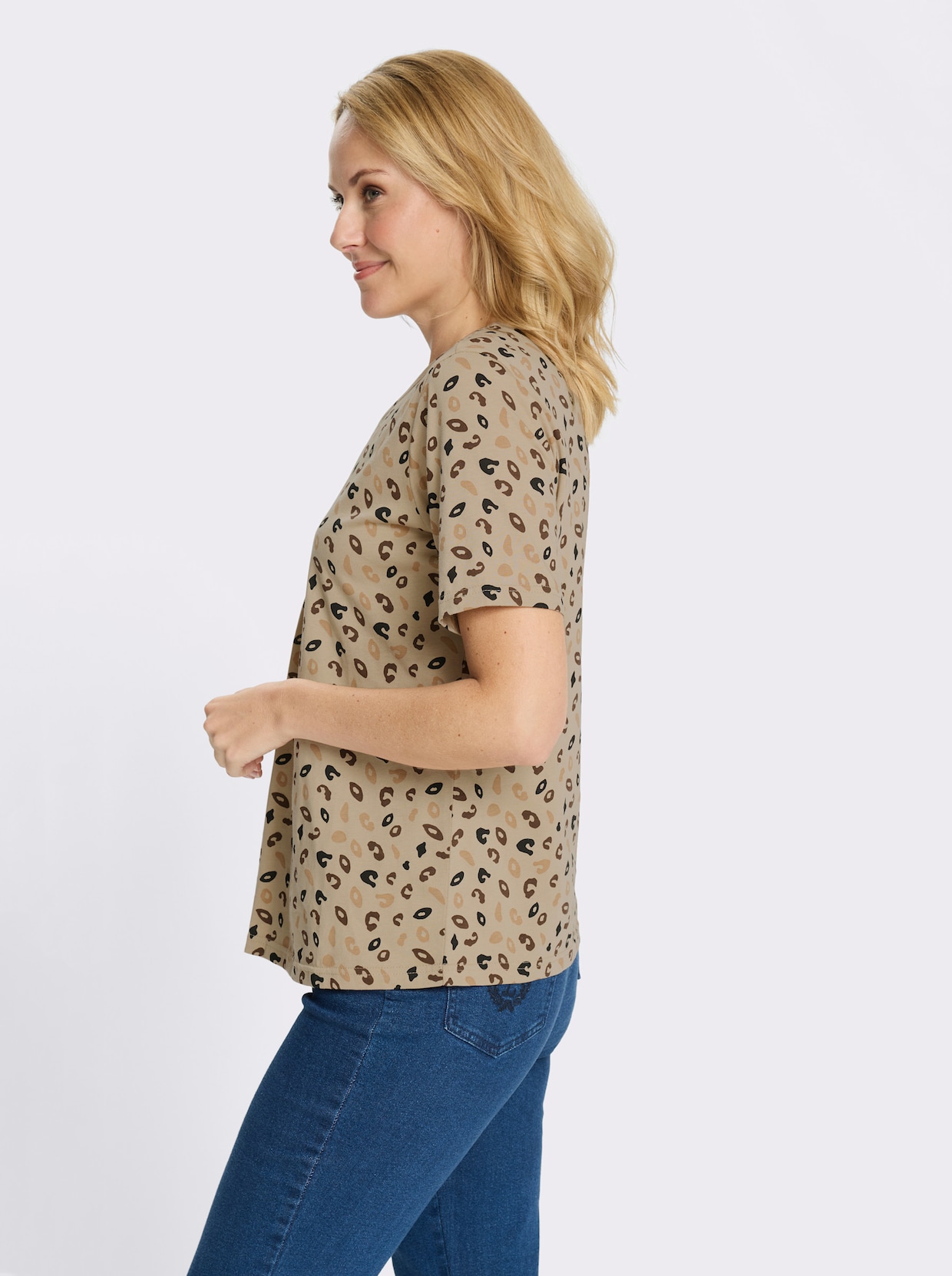 Kurzarmshirt mit Leo-Print - beige-schoko-bedruckt